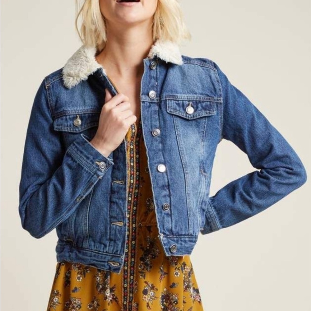 2Sable Blue Denim Jacket with White Sherpa Collar • S